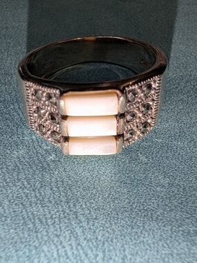 Sterling Art Deco Ring with Mother Of Pearl And Marcasite